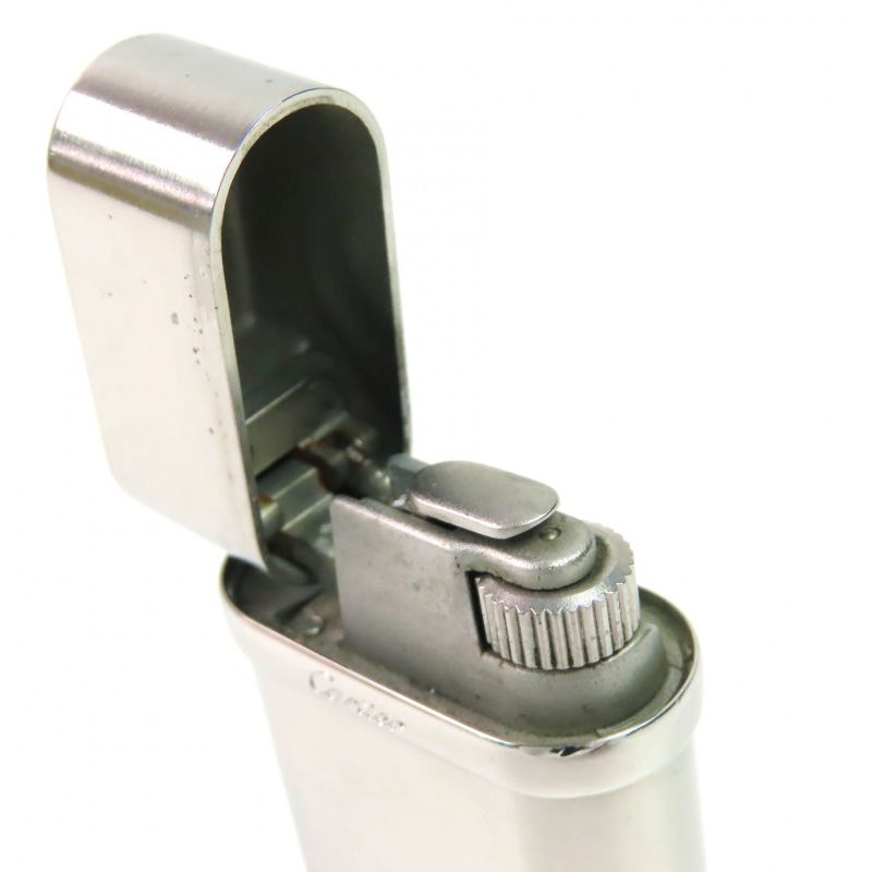 Cartier Godron Hairline Logo Engraved Oval Roller Type Gas Lighter