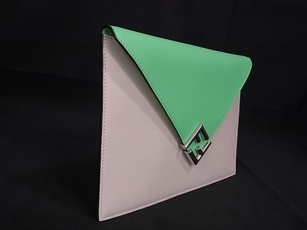 Fendi FF Diamond Leather Clutch Bag Second Bag Green And Light Beige Fa3647