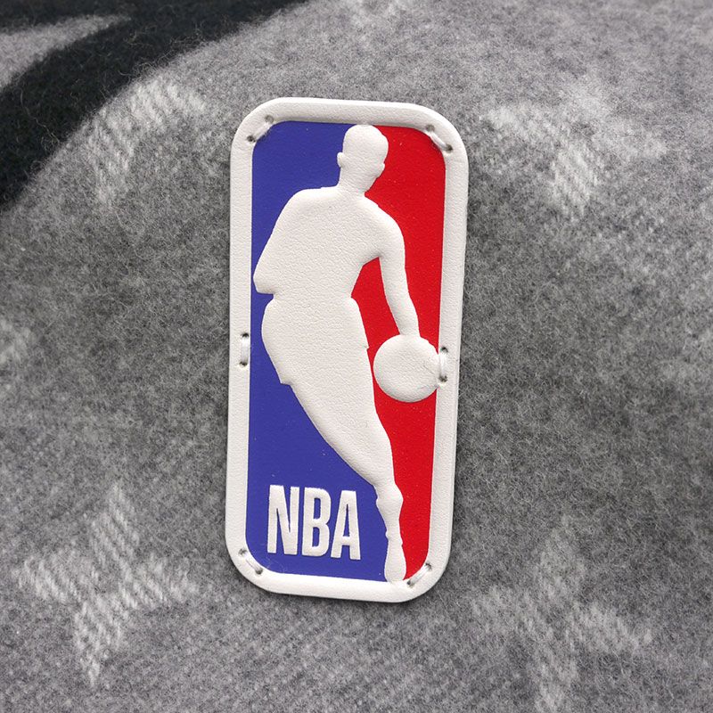 Louis Vuitton X NBA Kvelture Basket Coat Blanket