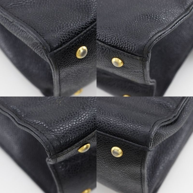 Chanel Logo Vintage Caviar Skin Black Ladies Tote Bag