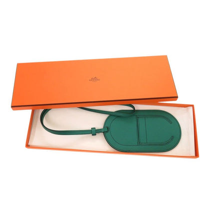 Hermes In The Loop Togo PM Vaux Epson Vert Jade Engraved D (2019) Green 0282