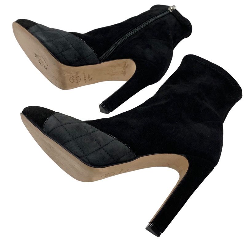 Chanel Boots Short Boots Shoes Suede Black Gray Black Here Mark Matelasse