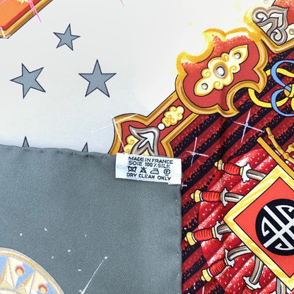 Hermes Carre 90 LA Magie Magic Rabbit Magic Tricks Pigeons Clowns Silk Scarf