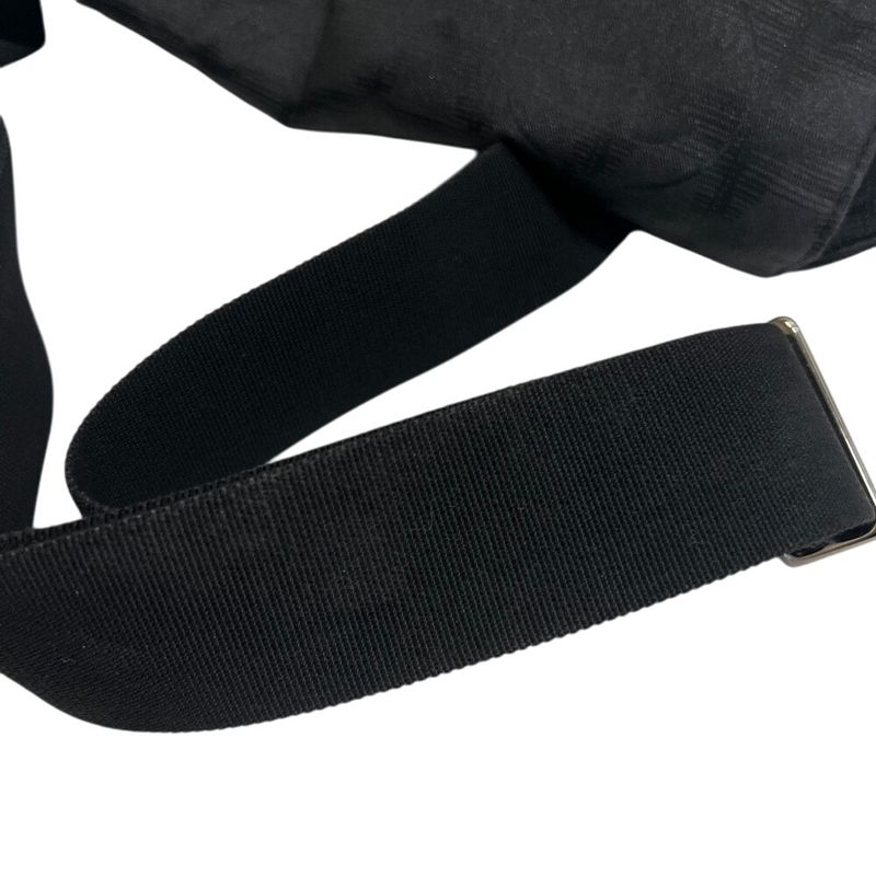 Chanel New Travel Line Shoulder Bag Oblique Shoulder Brand Ladies Black Ladies