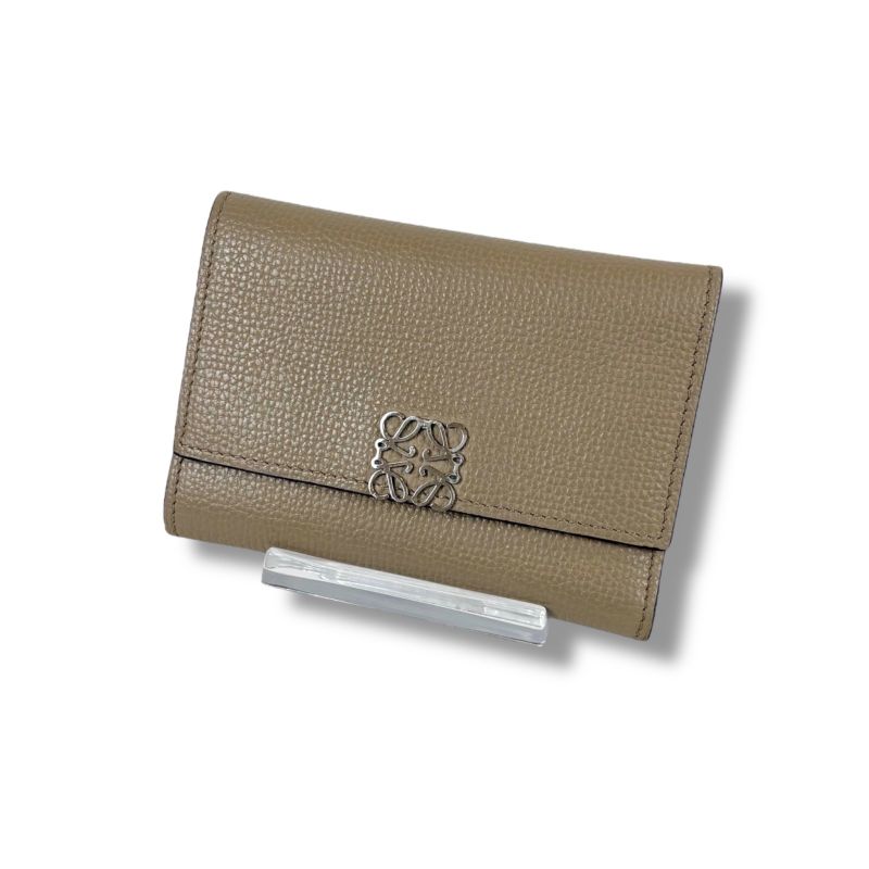 Loewe Anagram Trifold Wallet Pebble Grain Calf Sand Beige