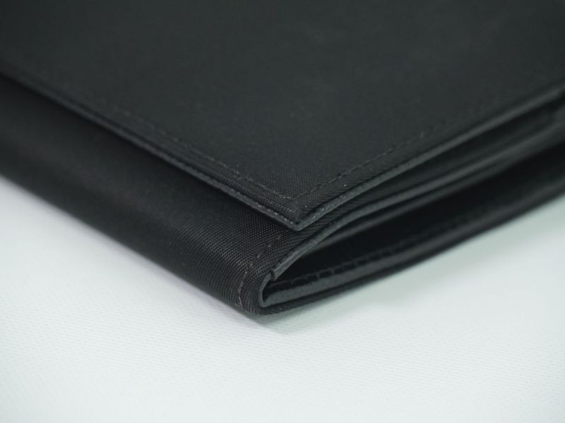 Authentic Prada Nylon Long Wallet Long Wallet Black Wallet Pre-owned [follow-up