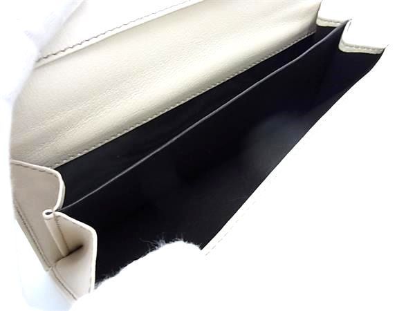 Pattern Gucci 181593 Interlocking G GG Pattern GG Canvas And Leather Bifold