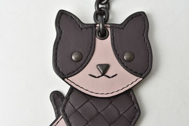 Bottega Veneta Key Ring Key Holder Bottega Veneta Bagcharm Cat Peach Plum 523450
