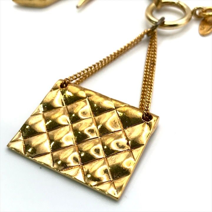 Chanel CC Logo Quilted Bag Necklace Gold Vintage