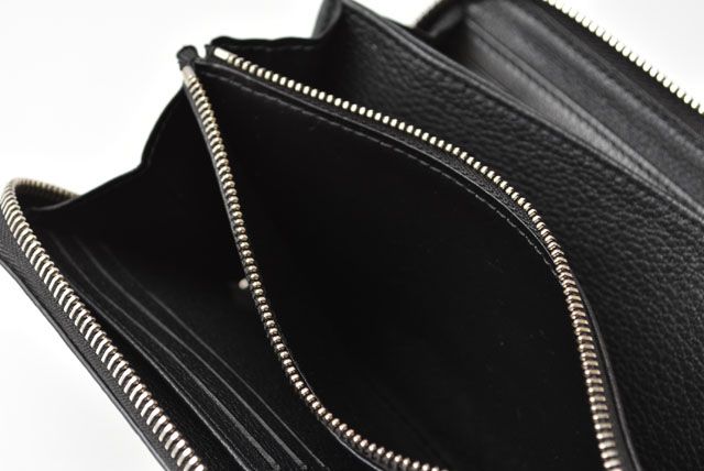 Louis Vuitton Lock Me Long Wallet M62622 LV Leather Zippy