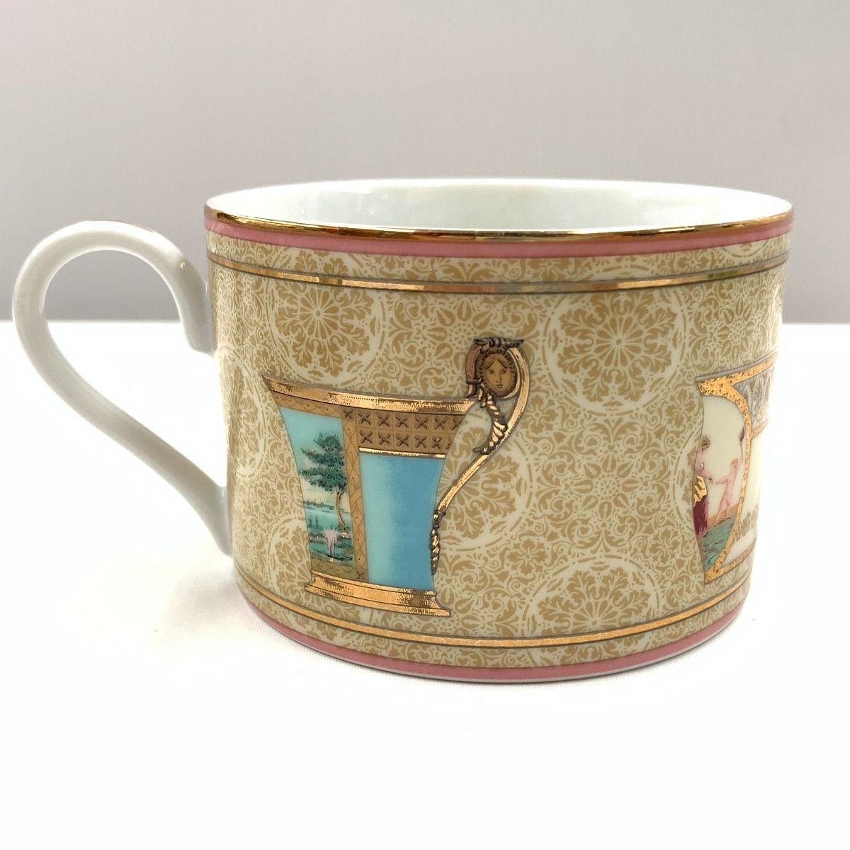 Gucci Cup & Saucer Western Tableware