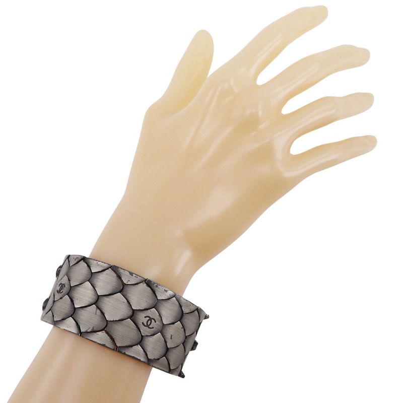 Chanel Coco Mark Metal Silver 98A Ladies 106g Bracelet