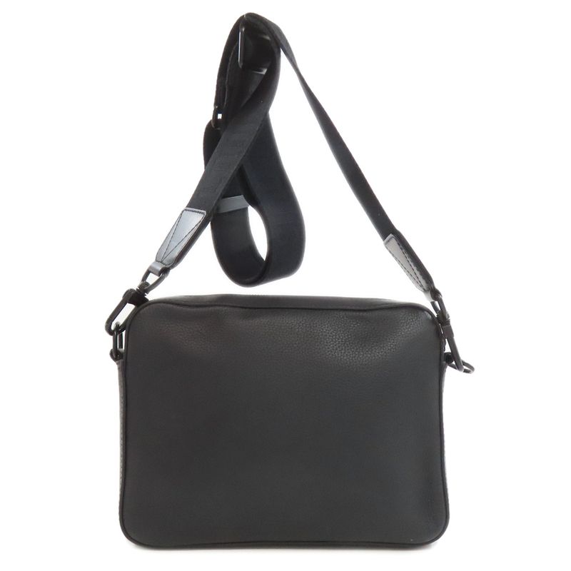 Louis Vuitton M22482 Fastline Messenger Shoulder Bag Leather Women