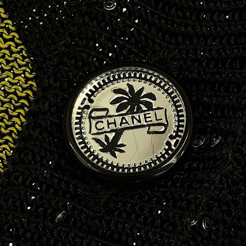 Chanel - Multicolor CC LOGO Embellished Cardigan Knit Cardigan With Bijoux