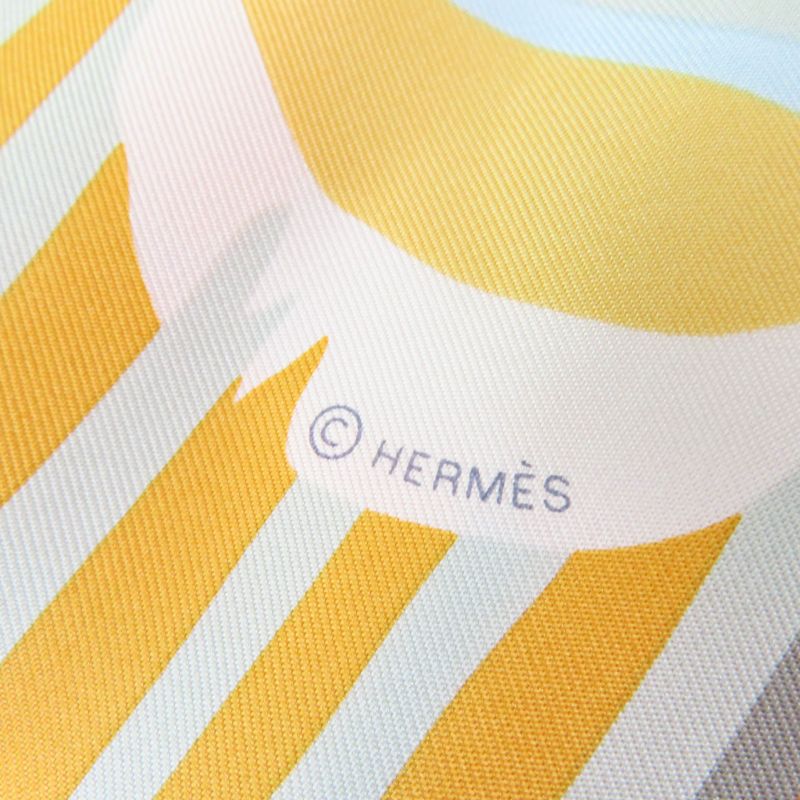 Hermes Rectangle Normandy Coastal Charm 100% Silk Blanc/bleu Glacier Scarf With