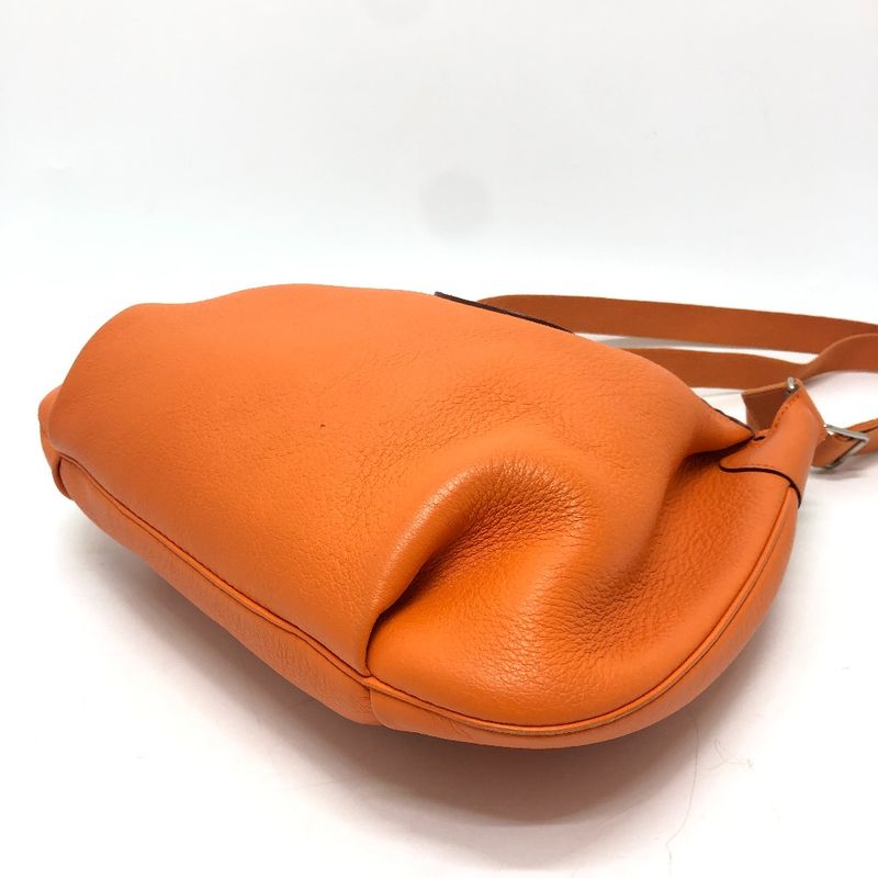 Hermes Shoulder Bag Rodeo De Taurillon Clemence Orange