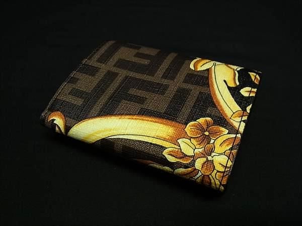 Fendi Versace Fendi Zucca Pattern Baroque Leather Trifold Wallet