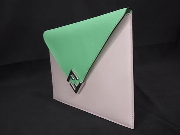 Fendi FF Diamond Leather Clutch Bag Second Bag Green And Light Beige Fa3647