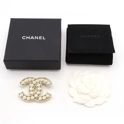 Chanel Brooch Coco Mark Faux Pearl A64978 30.7g Accessories With Box Yo1365