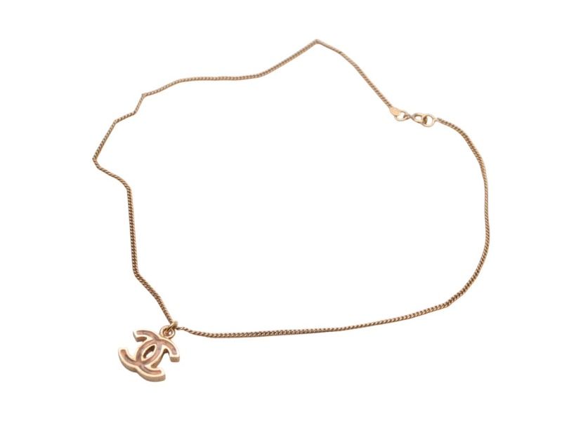 Chanel CC Logo Necklace 05 42 Gold Metal