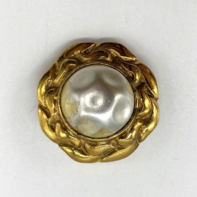 Chanel Earring Faux Pearl Gold Ladies