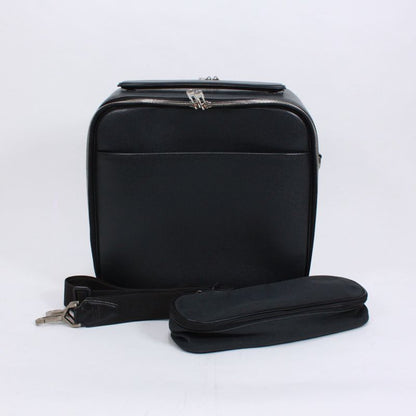 Louis Vuitton Taiga Ardoise Leather Black Shoulder Bag Silver M30762