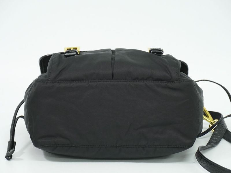 Authentic Prada Nylon Shoulder Bag Pochette Black Bag Pre-owned [follow-up