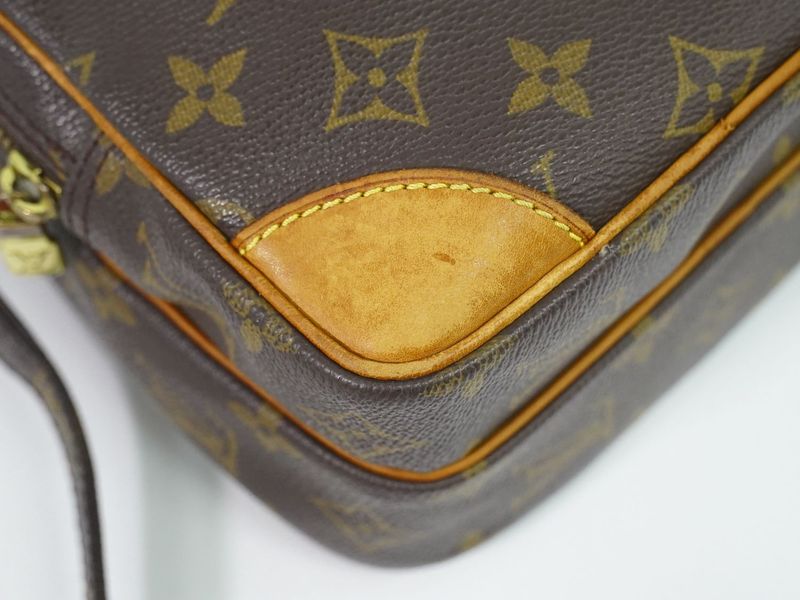 Authentic Louis Vuitton LV Amazon Monogram Shoulder Bag Pochette Brown M45236
