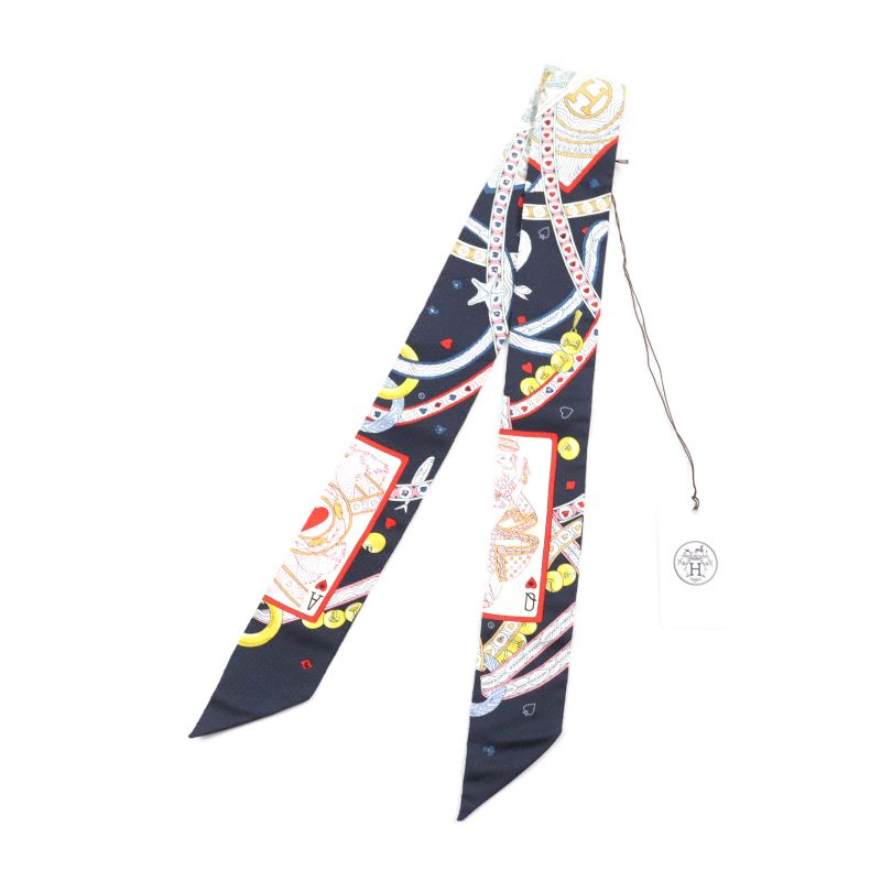 Hermes Pique DAME DE Coeur Queen Of Hearts 100% Silk With Tulle Rhinestones