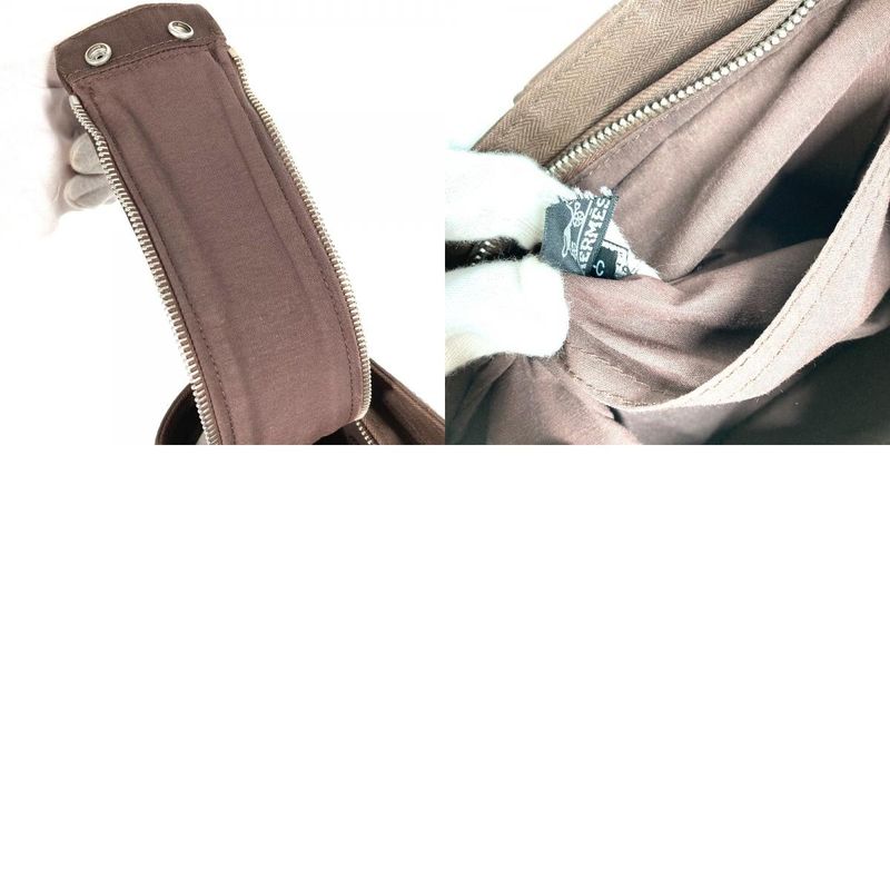 Hermes Pouch Acapulco Cles Ched Toilette MM Toile Chevron Brown