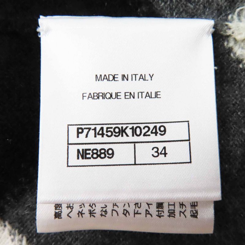 CHANEL P71459 100% Cashmere With Coco Mark Plate Coco Mark Diamond Pattern