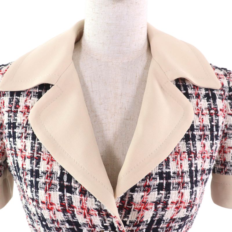 Gucci 530704 Taiga - Short Sleeve Knee Length Tweed Dress With Head Buttons