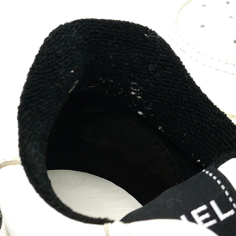 Chanel G35934 Sneakers Back Logo Low Cut