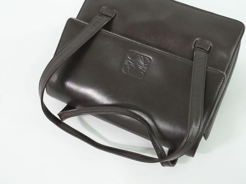 Authentic Loewe Anagram Handbag Leather Brown Anagram Bag Pre-owned [follow-up