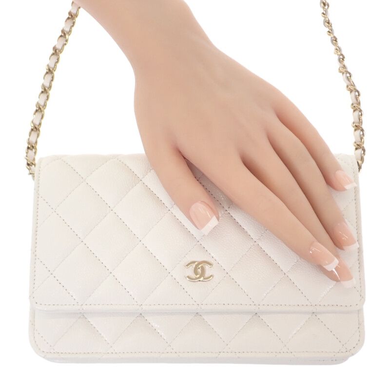 Chanel Classic Chain Wallet Ap0250 Shoulder Bag Caviar Skin White Gold Hardware