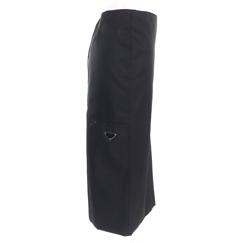 Prada 2022 21h924 Triangle Logo Triangle Plate Re Nylon Long Tight Skirt