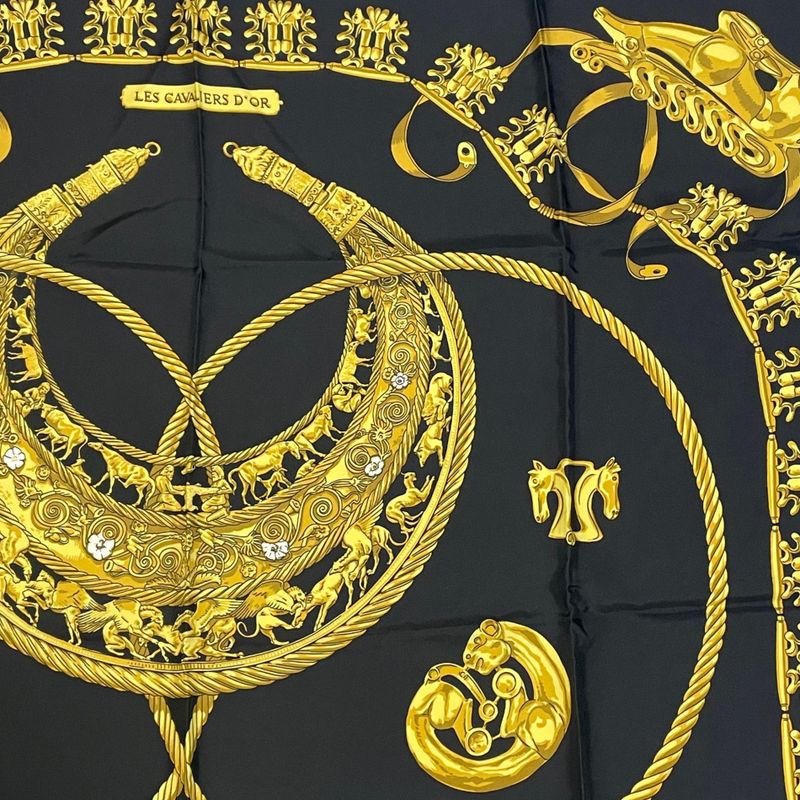 Hermes LES Cavaliers D'OR Golden Knight Scarf Silk Gold And Black