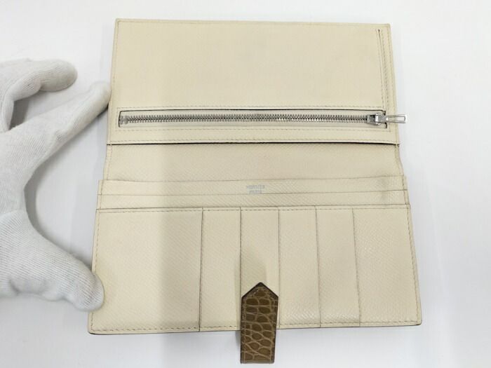 Hermes Bearn Souffle Touch Bifold Wallet Leather Ivory