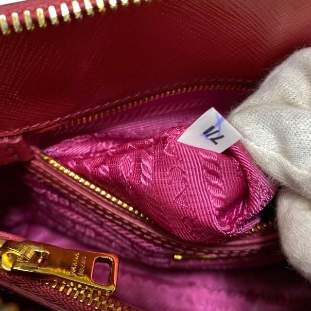 Prada Bl0838 Handbag Triangle Logo Enamel Patent Leather Scarlatto Red