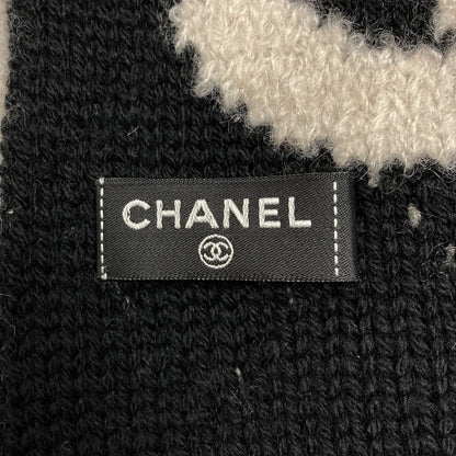 Chanel Logo Camellia Muffler Beige X Black Wool/cashmere/silk Stole
