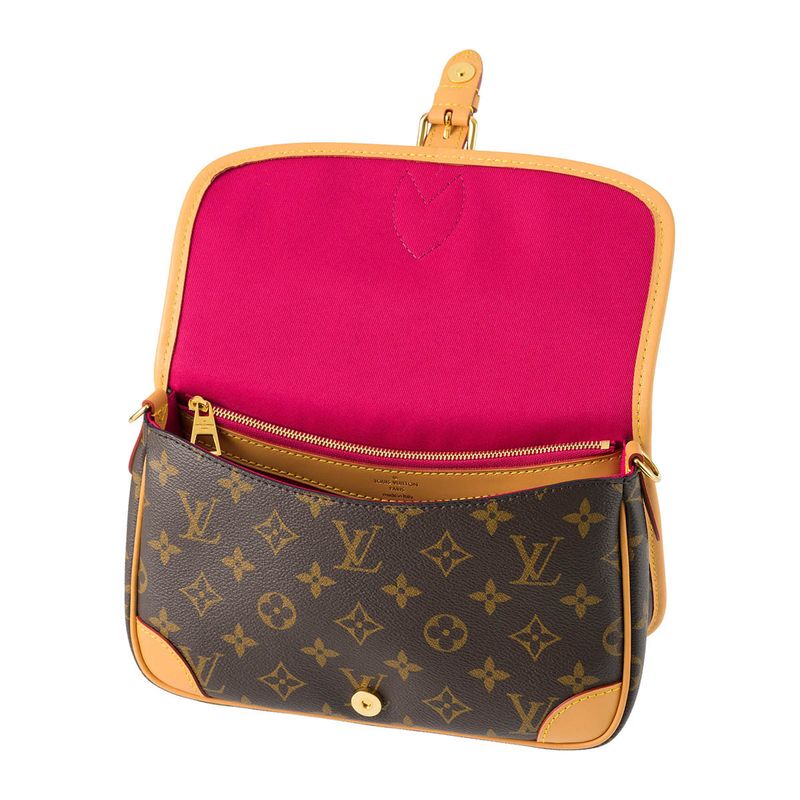 Louis Vuitton Handbag Deanne Brown/fuchsia