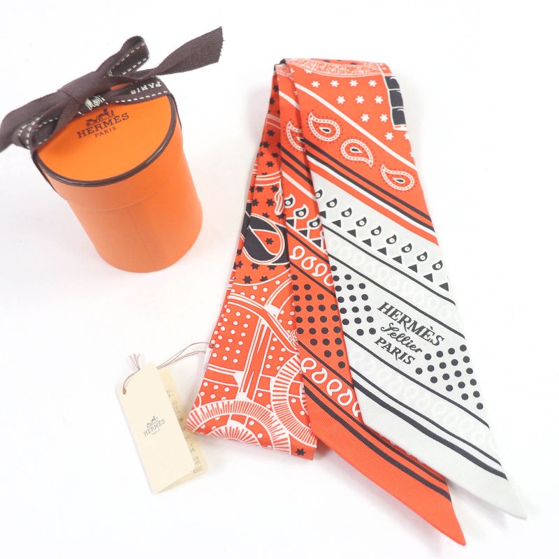 Hermes H062978s Twilly 100% Silk Apron D'or Bandana Scarf Vermilion/gri Pe Lou