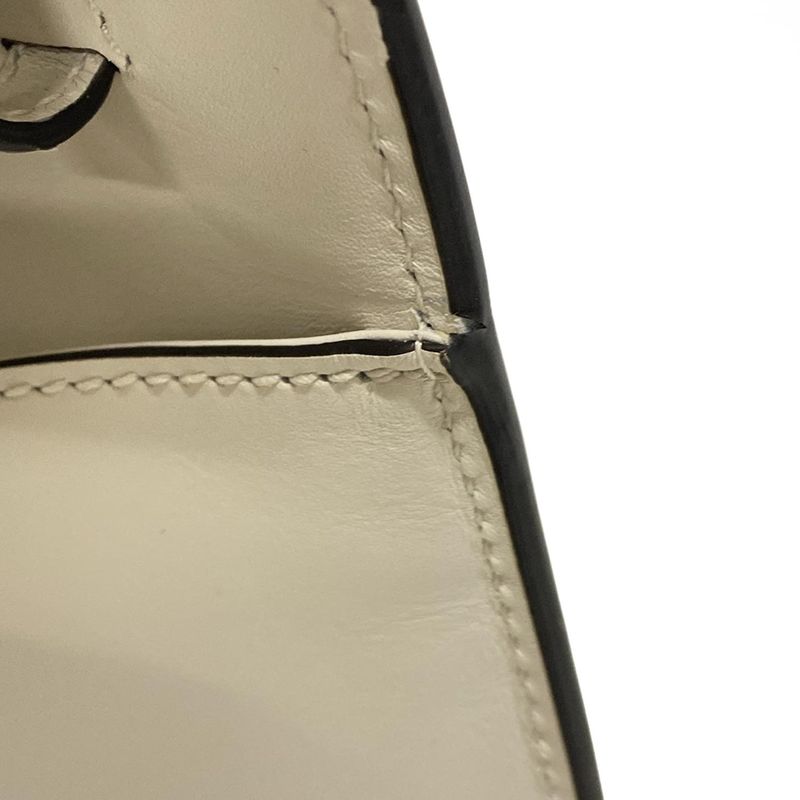 Gucci Handbag Sylvie 431665 White And Multi Embroidery/flowers Leather