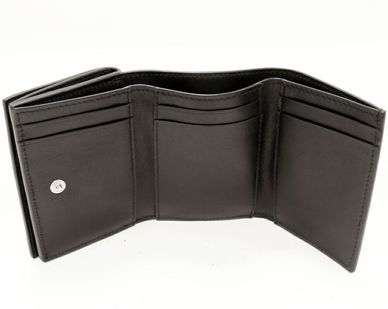 Bottega Veneta Tiny Wallet With Coin Purse Black Calf Leather 609285 Vcp51 8803