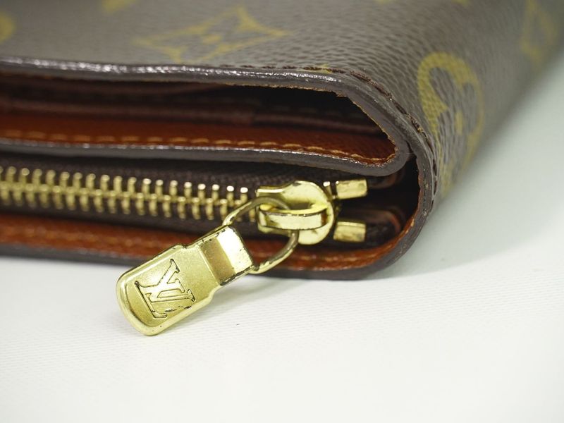 Authentic Louis Vuitton LV Compact Zip Monogram Fold Wallet Brown M61667