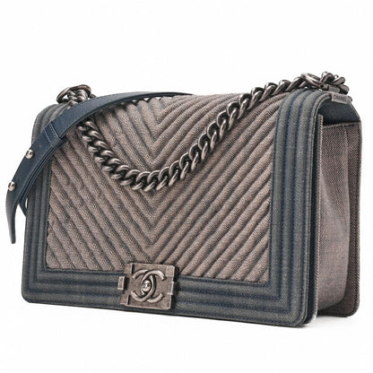 Chanel Boy Chanel V-stitched Chain Shoulder Denim Large Size Blue (silva