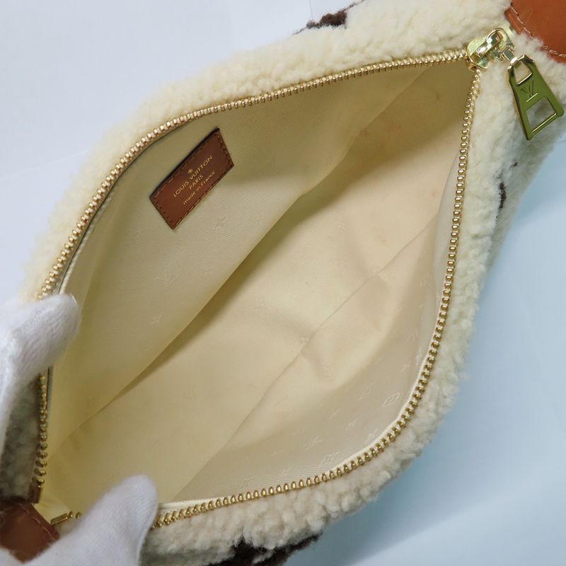 Louis Vuitton LV SKI Oberzam M23321 Monogram Giant Bag 2WAY Shearling