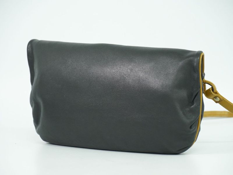 Authentic Celine Leather Shoulder Bag Pochette Black Bag Pre-owned [follow-up