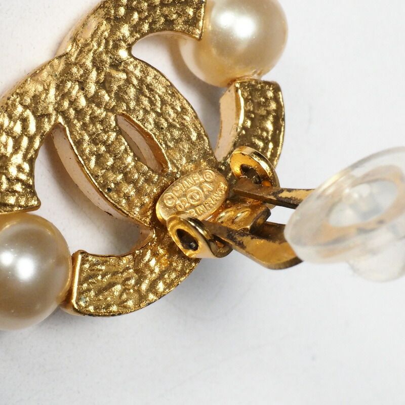 Chanel Earring 02A Coco Mark Faux Pearl Gold Color For Both Ears 20240131 Gp2575