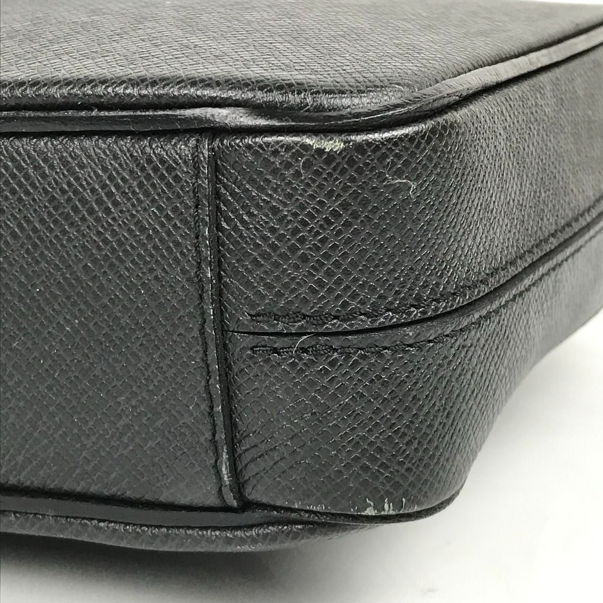 Louis Vuitton Taiga Pdb PM Ardoise Porte Document Business Business Bag